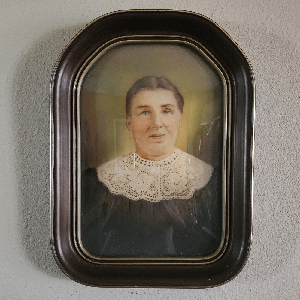 Vintage Wooden Oval Frame with Portrait of Pioneer Woman Circa 1840s